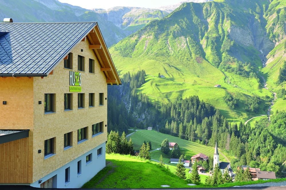 HUS 23