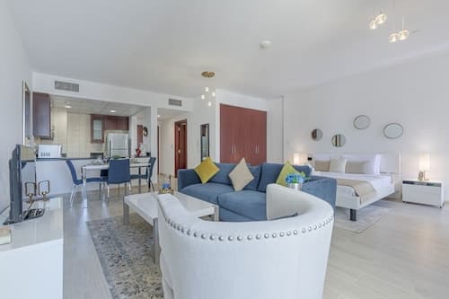 Maison Privee - Premium Studio Apt in the Heart of JBR Beach, Dubai