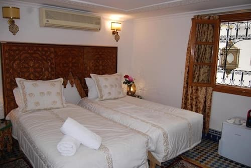 Room in B&B - Riad Authentic Palace & Spa - Al Bartal