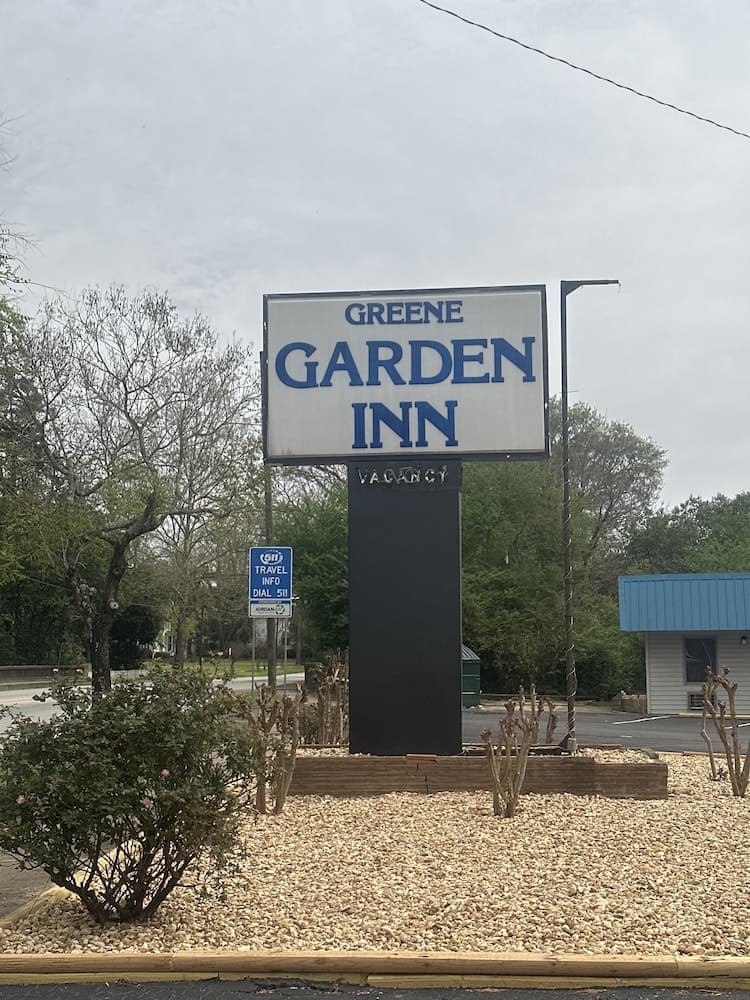 Green Garden Inn