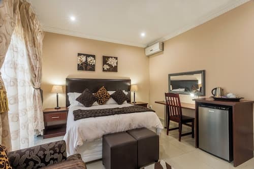 Room-ezulwini Guest House - Relaxing Que