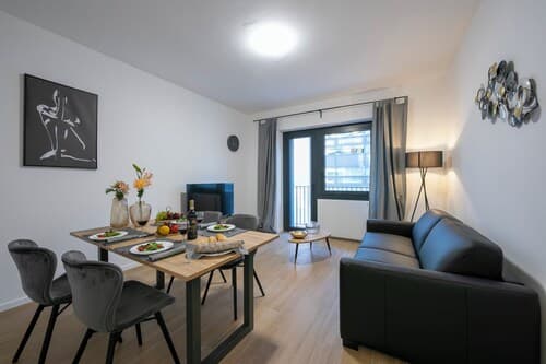 Boutique Apartment 6