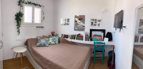 Studio Seagull - By Old Market Street - Naxos Town