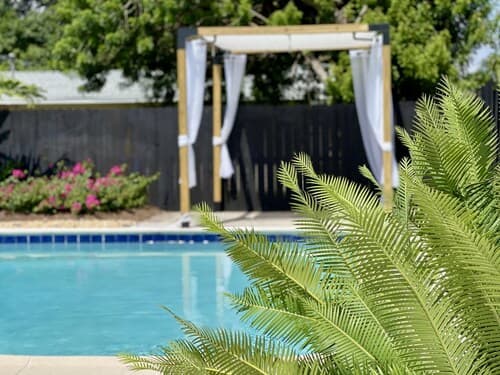 Santorini House - 3 Bed 2 Bath in Wilton Manors - Walking Distance to Wilton Drive
