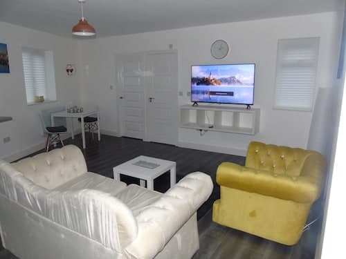 Lovely 1-bed Apartment in Bolton