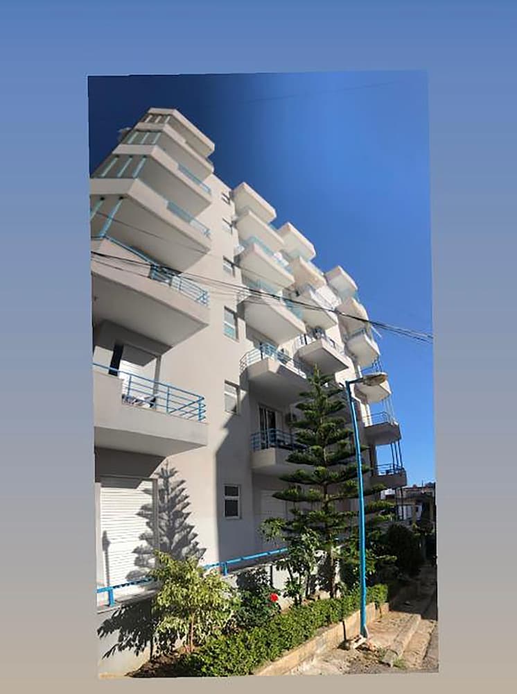 Ernest Apartments
