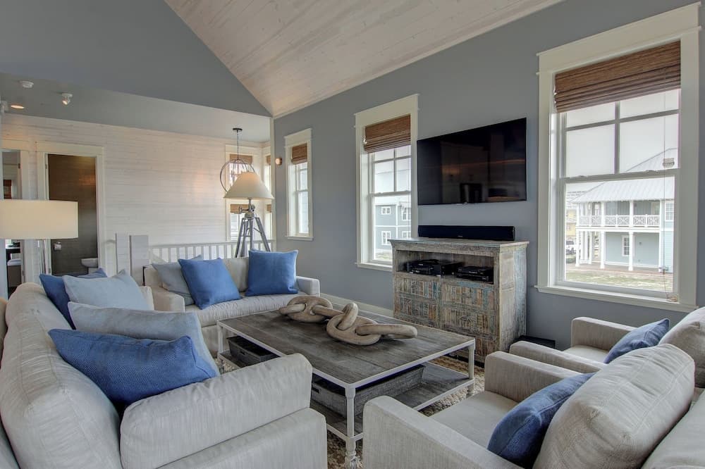 Coastal Charm 258 HI
