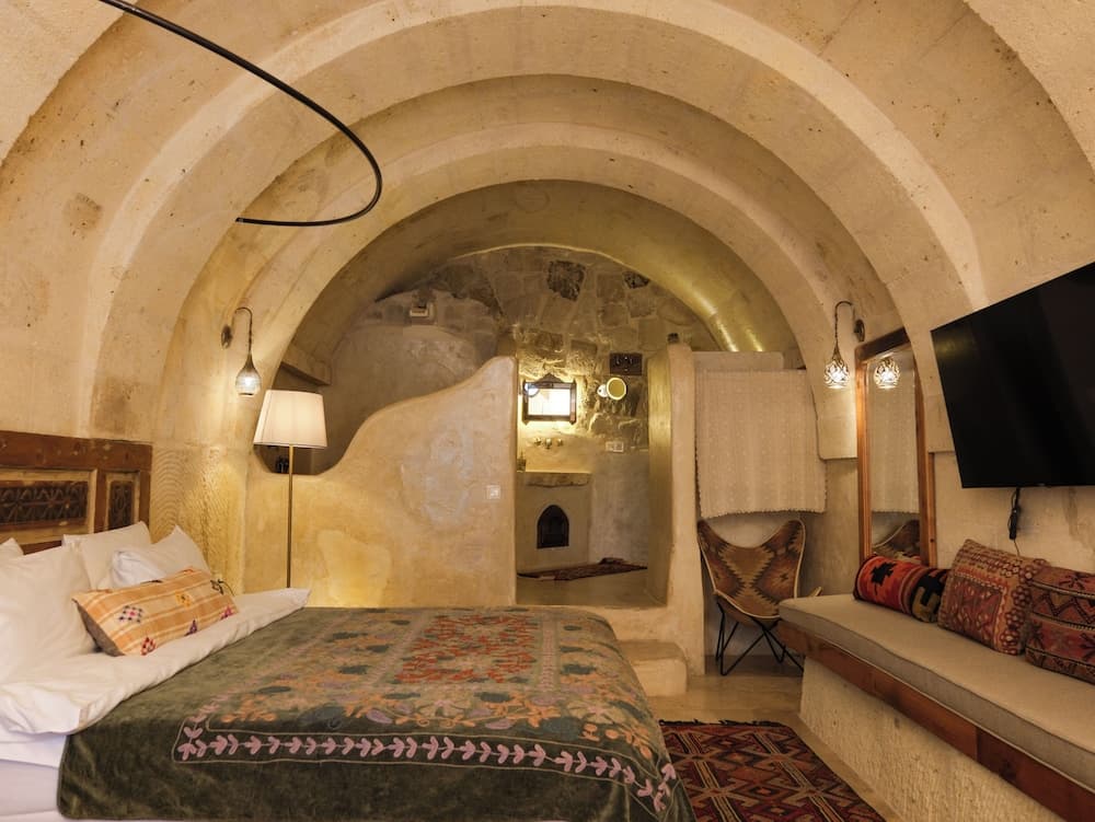 Doda Artisanal Cave Hotel +14