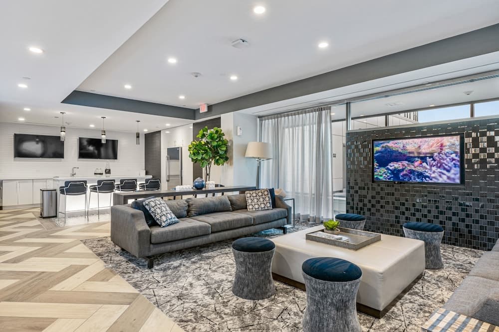 Global Luxury Suites White Plains