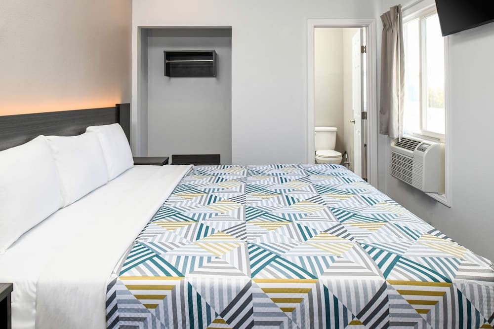 Motel 6 San Pedro, CA – Port Of Los Angeles