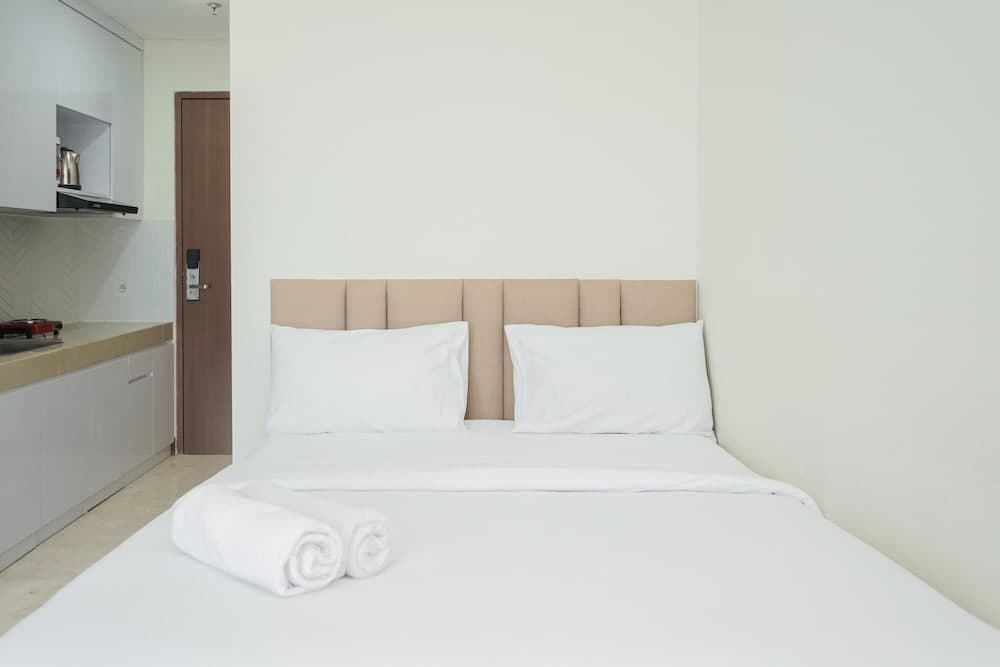 Scenic Studio Apartment at B Residence