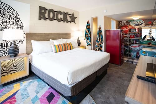 Egyptian Motor Hotel, Bw Signature Collection