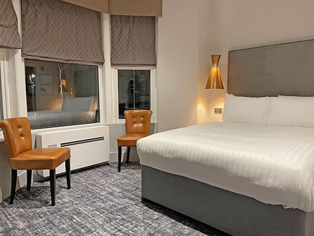 1820 Boutique Rooms and Suites