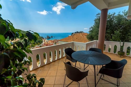 Evgenias sea view apartments