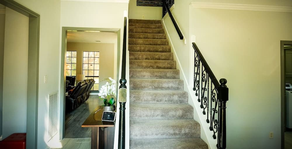 4Bdrm 2.5Bath 8Bed - Story North Houston