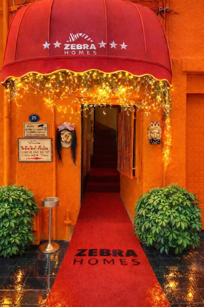 Zebra Hotel Alsancak