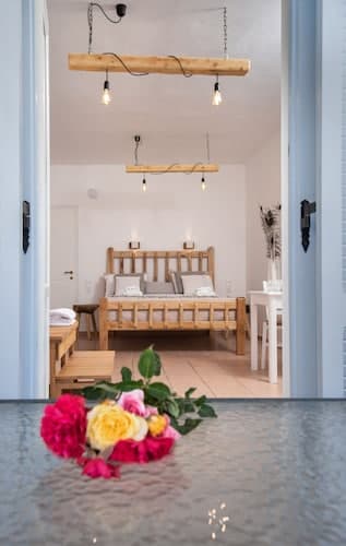 Aqua Naxos Apartments and Suites