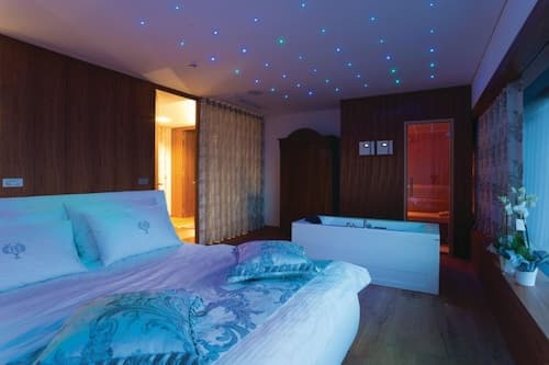 Villa Eva w/ Pool & Spa in Goriska Brda