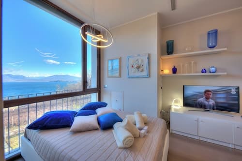 Suite on The Lake