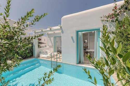 Majo Suites Hotel