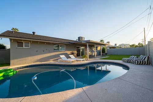 Splash Relax in Scottsdale