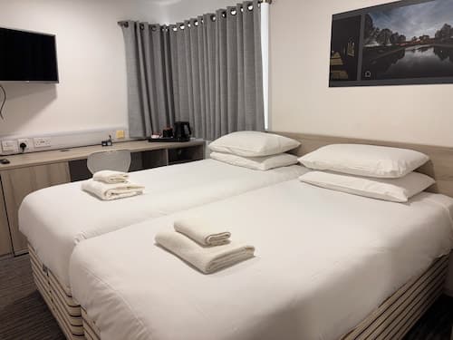 Broadview Hotel