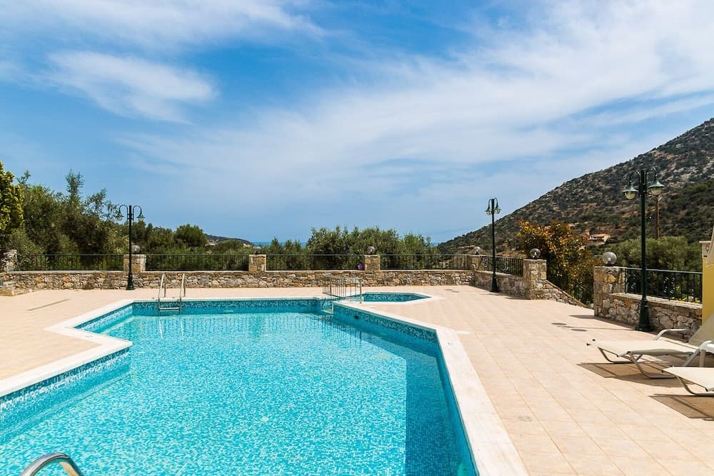 Argyro Villa