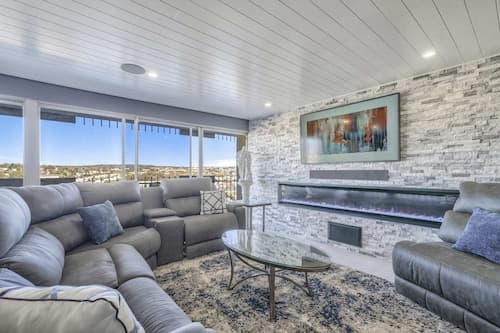 1BD Luxury Condococktail Loungebeautiful Views