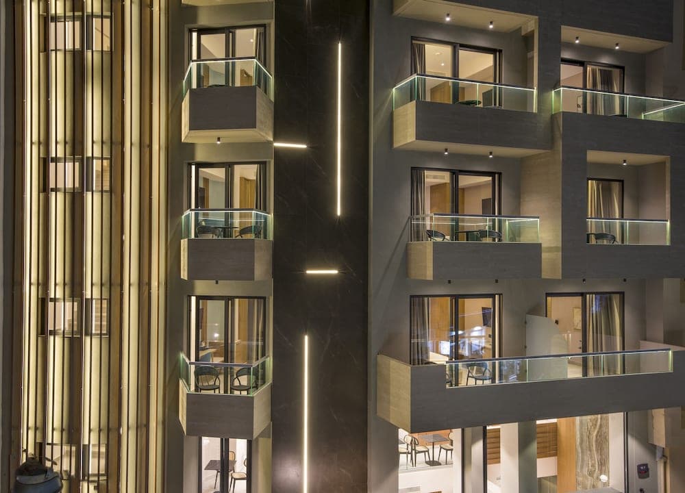 M City Hotel