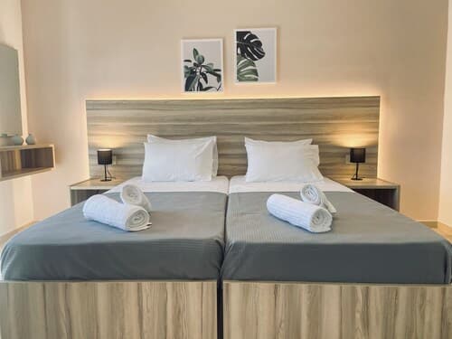Room-'vento Studios' in the Heart of Lag