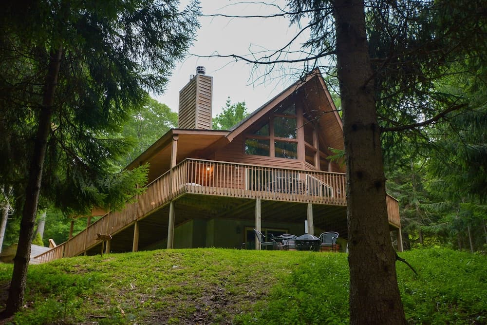 Bear Mountain Lodge