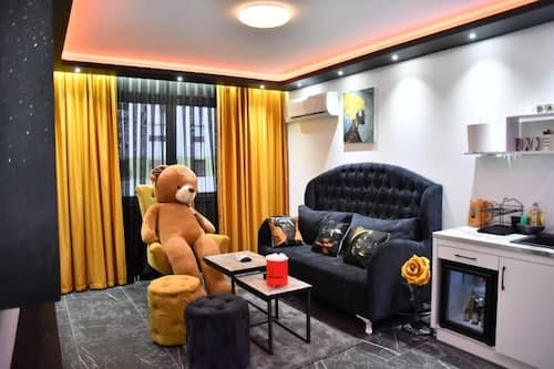 Apartman 3 S V Istocno Sarajevo Lukavica sa Jacuzzi Lux Spa Hilandarska Centar