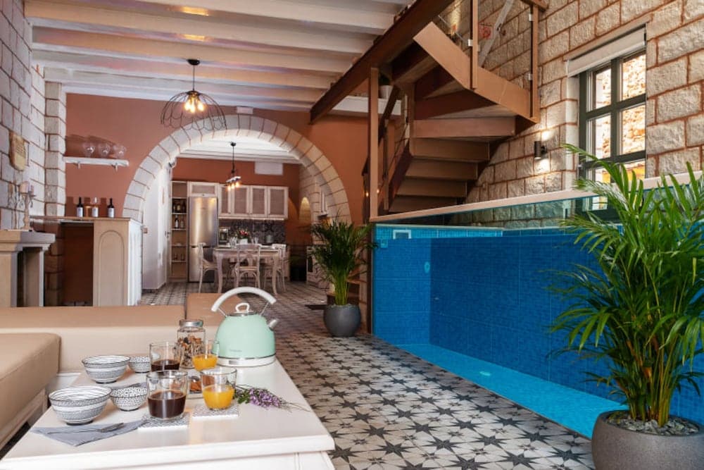 Estia Luxury Living