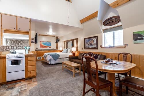 Ravens Heart Cabin