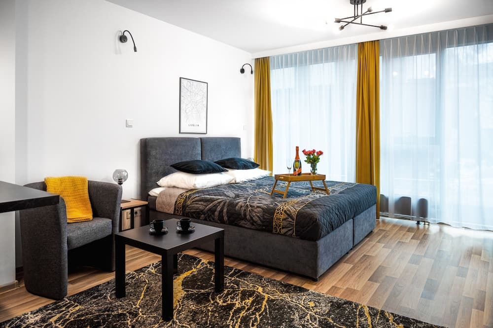 Easy Rent Apartments - Silver 8