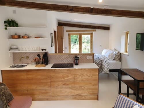 Swallow Studio