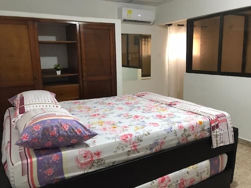 2RK-2 APARTAMENTO EN CARTAGENA CON WIFI