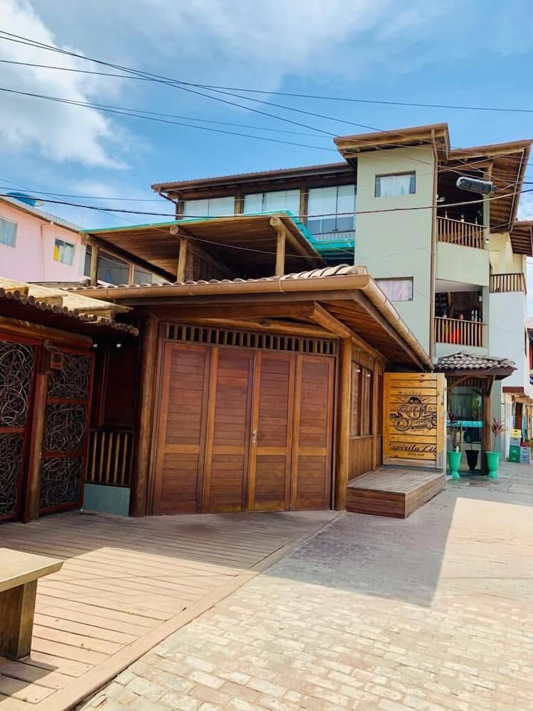 Clara Lua Suites