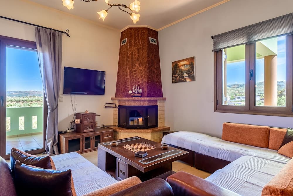 Eleni's Villa
