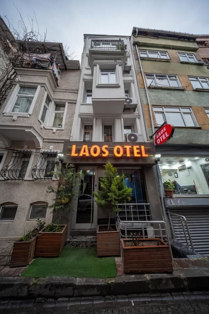 Laos Otel