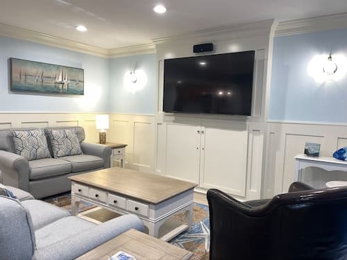 2437 Inland Harbour at The Sea Pines Resort