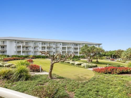 The Pool Resort Kingscliff - Private Apartments by Holiday Management Co