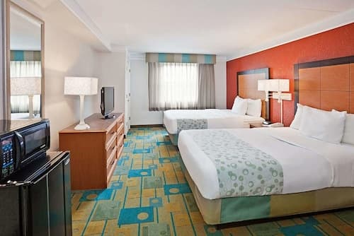 Norwood Inn & Suites Merrillville