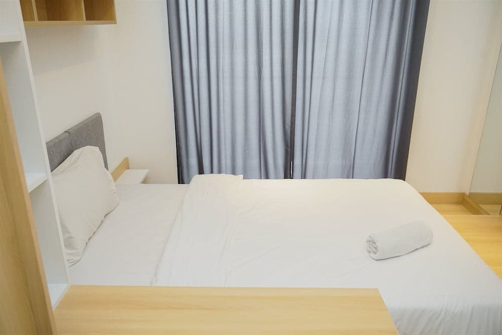 Simply And Cozy Studio At Sky House Bsd Apartment