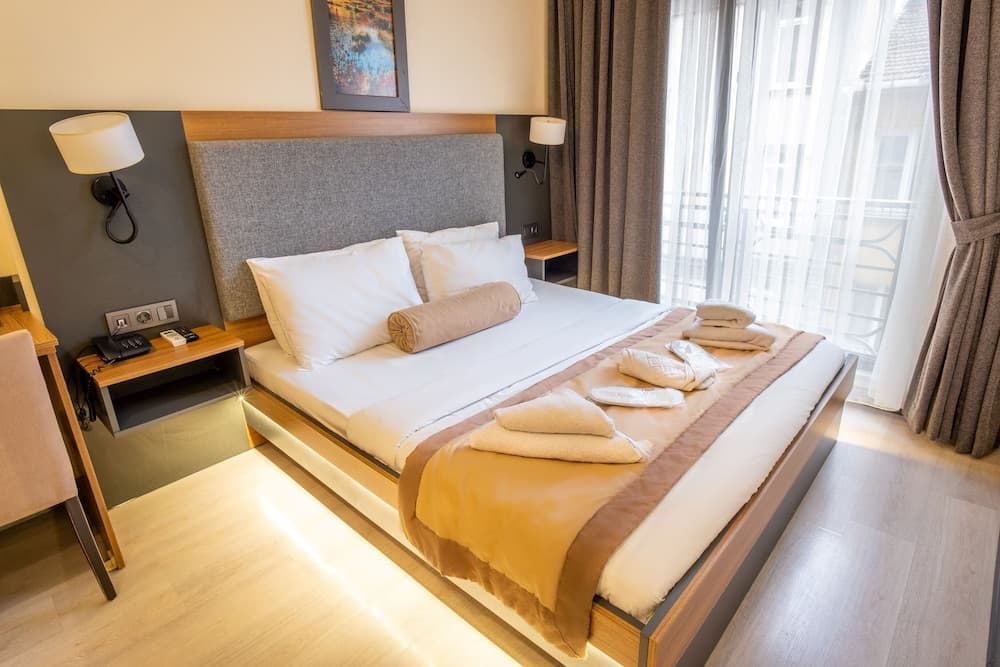Orange Hotel & Spa