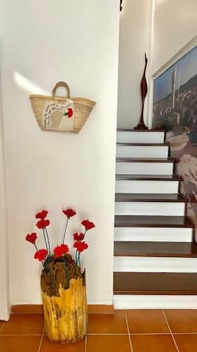 Villa Center