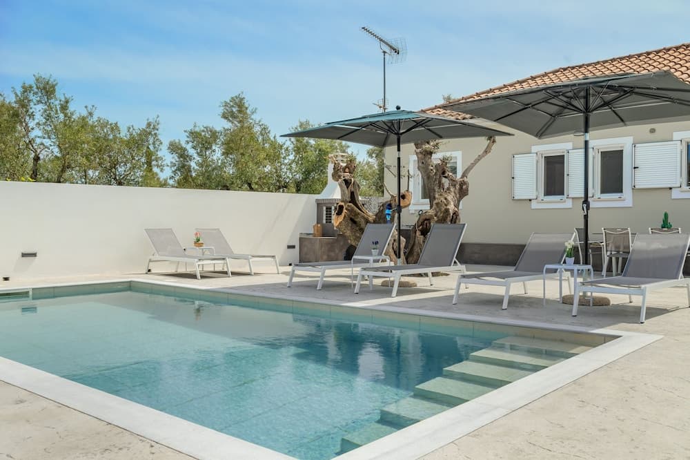 Casa De Miro