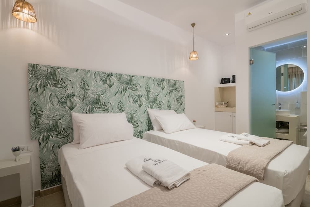 Suncourt Lux Rooms