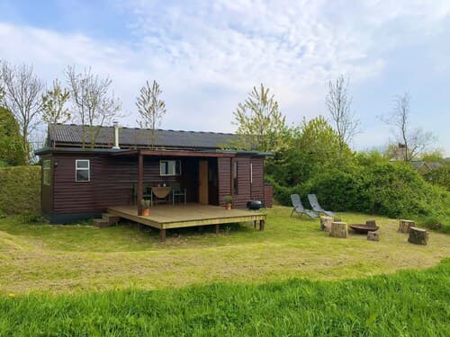 1 Bed Cabin - Sleeps 2 - 15 Mins From Lyme Regis