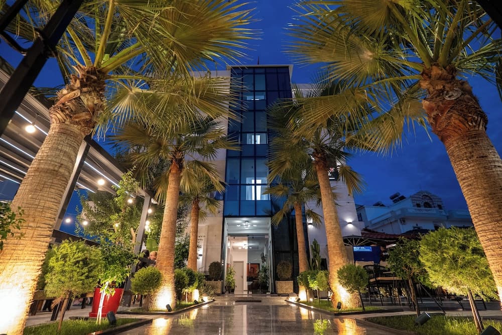 Hotel Eagle